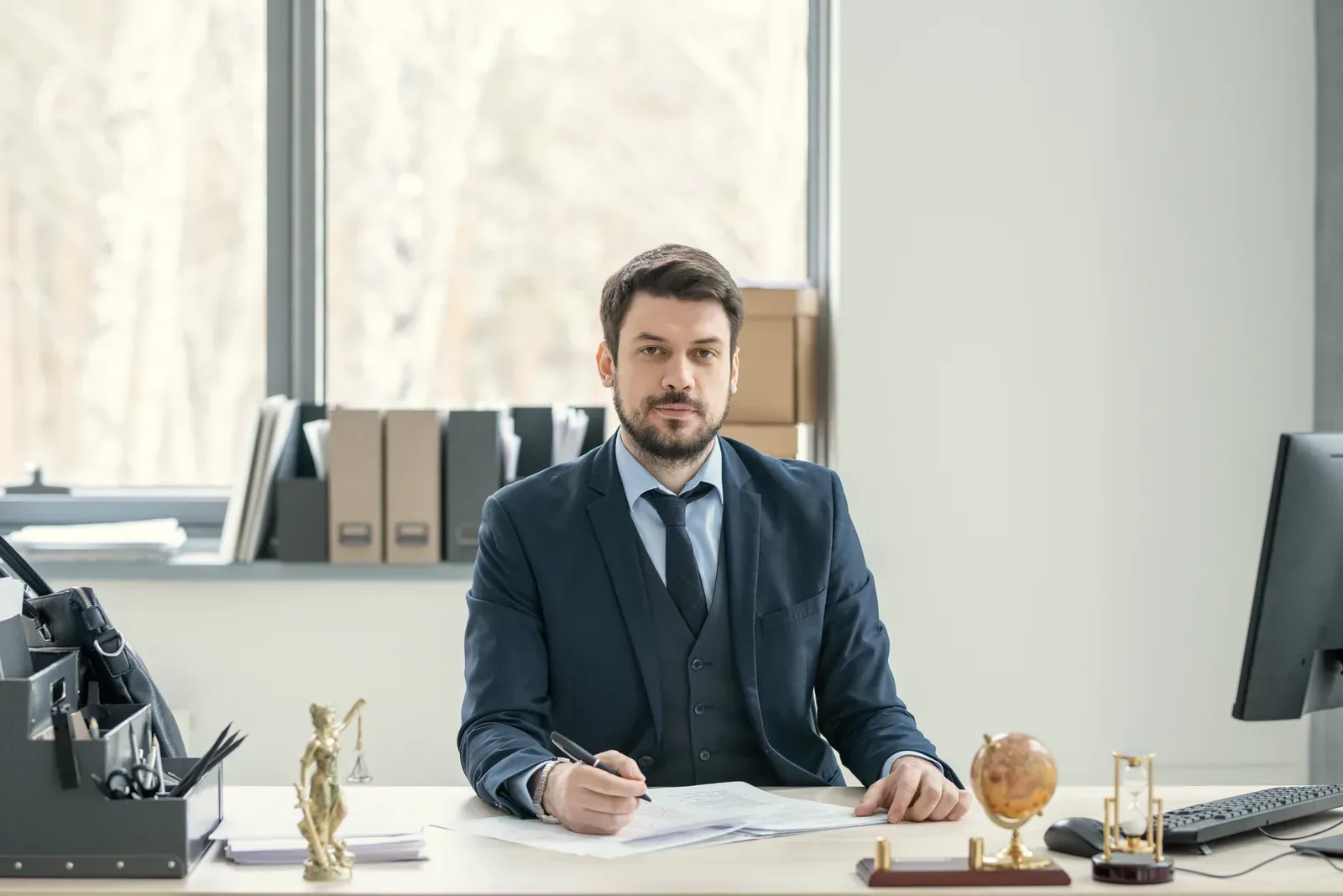 Anwalt in Zürich: Mietrecht, Arbeitsrecht, Familienrecht, Erbrecht, Vertrags- und Baurecht