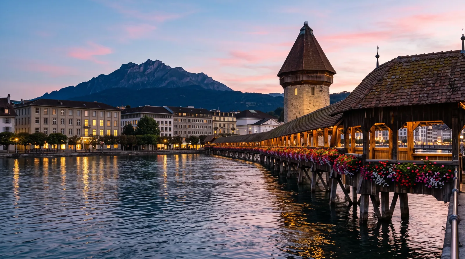 Luzern: Kapellbrücke und Wasserturm